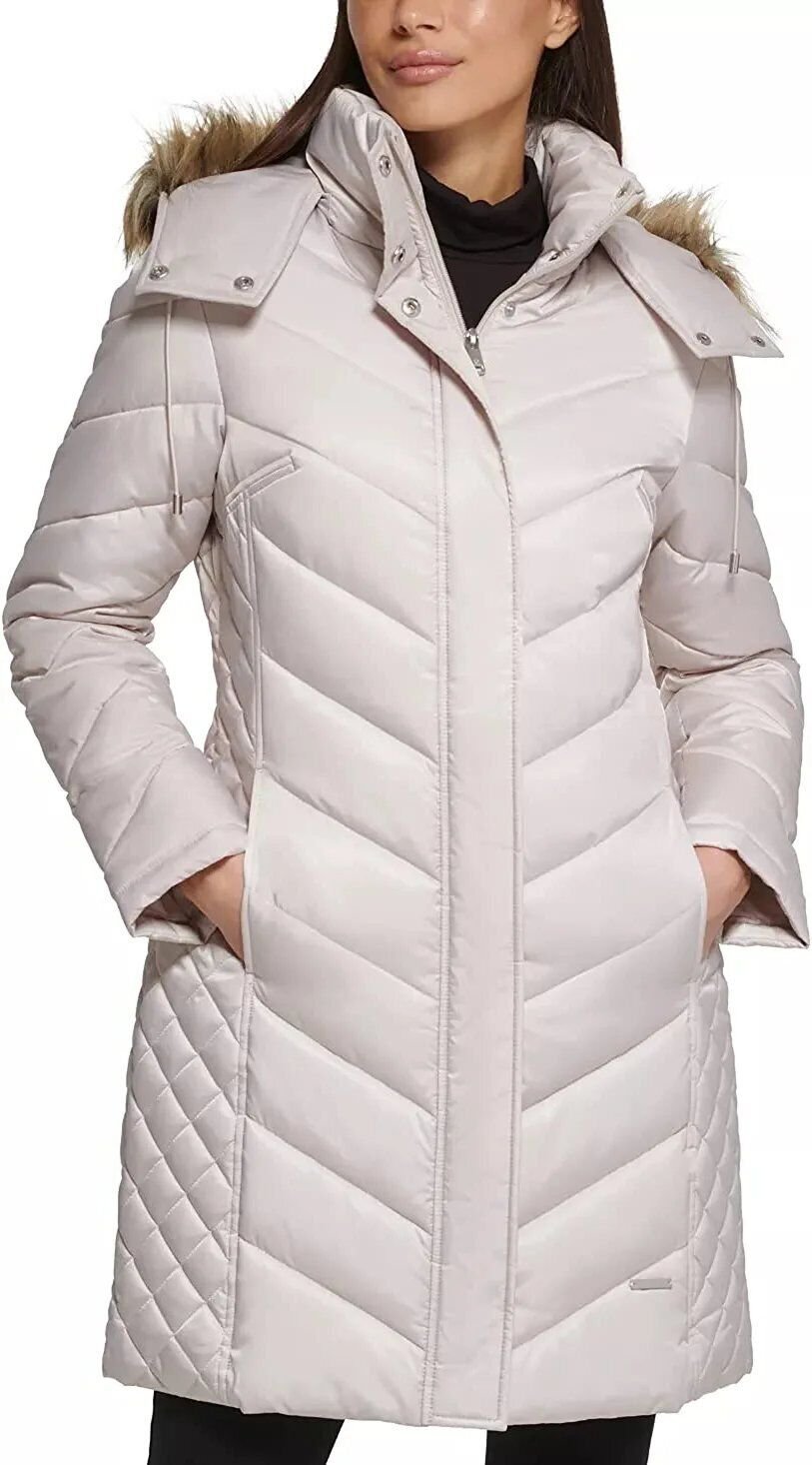 NEW! Kenneth Cold offers Ladies Quilted Jacket