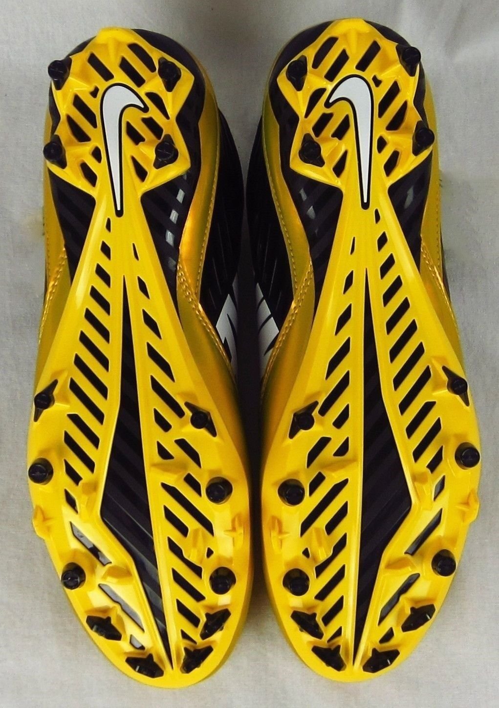 yellow nike vapor football cleats