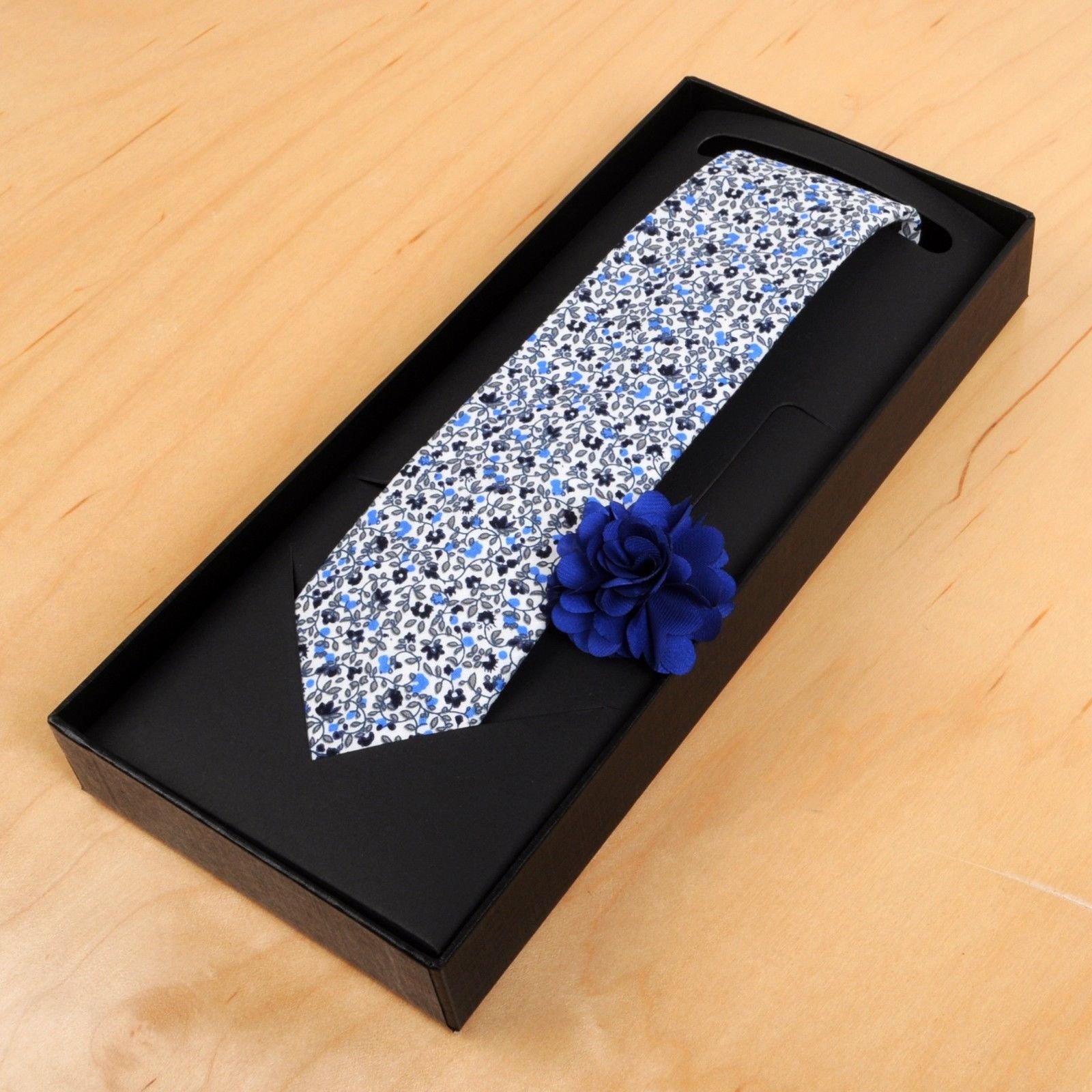 Men’s Boxed Floral Cotton Slim Tie Banded Bow Tie and Lapel Pin Boutonniere SET