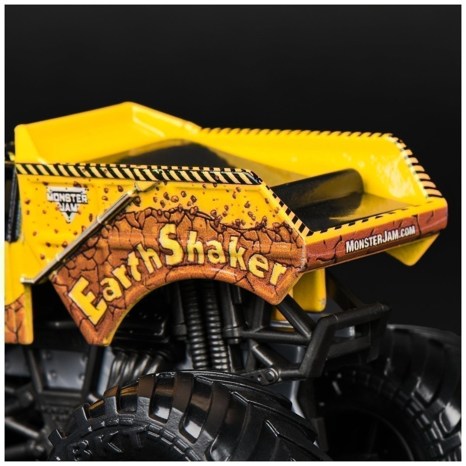 Monster Jam, Official Earth Shaker Monster Truck, Die-Cast Vehicle, 1:64... - Picture 6 of 7