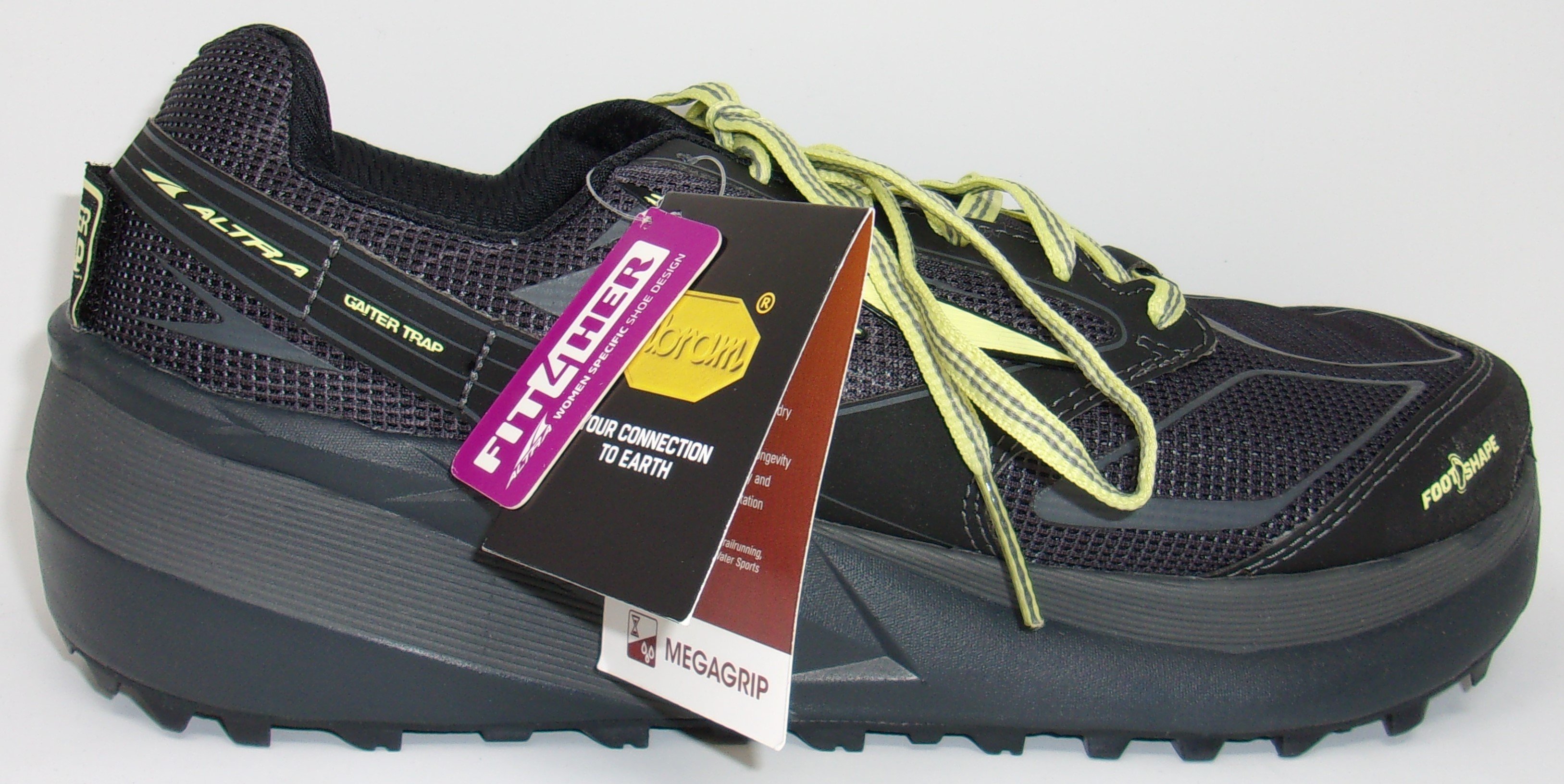 ALTRA Women�s AFW1859F Olympus 3 Running Shoe, Black, 9 US