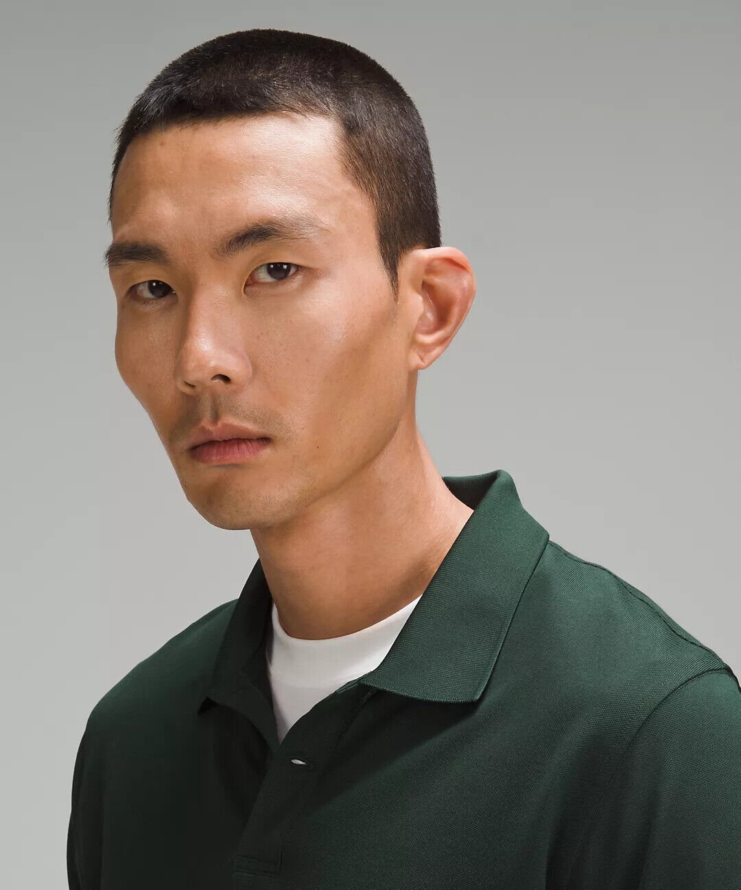 kurzärmeliges Poloshirt Lululemon Classic-Fit Pique. Wählen Sie Ihre Größe. Neu mit Etikett - Bild 15 von 21
