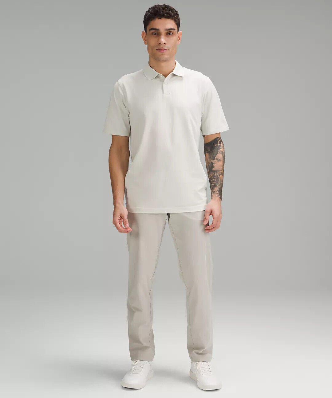 kurzärmeliges Poloshirt Lululemon Classic-Fit Pique. Wählen Sie Ihre Größe. Neu mit Etikett - Bild 18 von 21