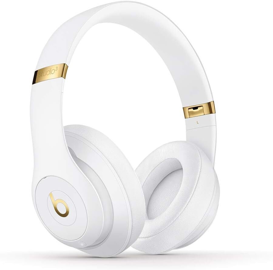 Beats Studio3 Wireless Over-Ear Noise Cancelling Headphones - The Beats Skyline