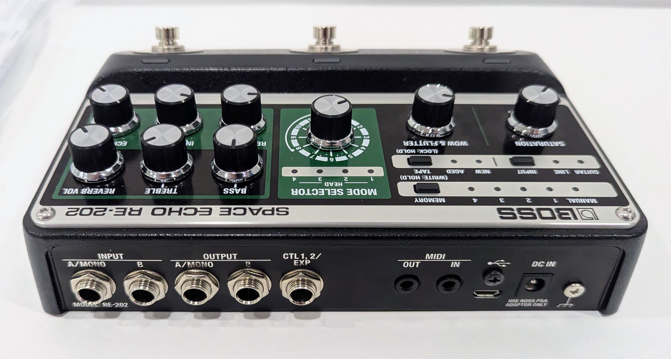 Boss RE-202 Deluxe Space Echo / Reverb Pedal 761294519011| eBay