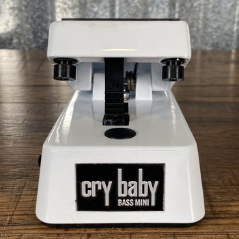 B*y様 JIM DUNLOP CBM105Q CRYBABY MINI BAS Amazon.com: Dunlop CBM105Q Cry Baby Mini Bass Wah Pedal Bundle w