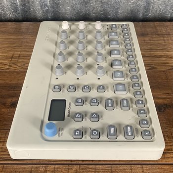 Elektron Model Cycles 6 Track FM Groovebox Synth Drum