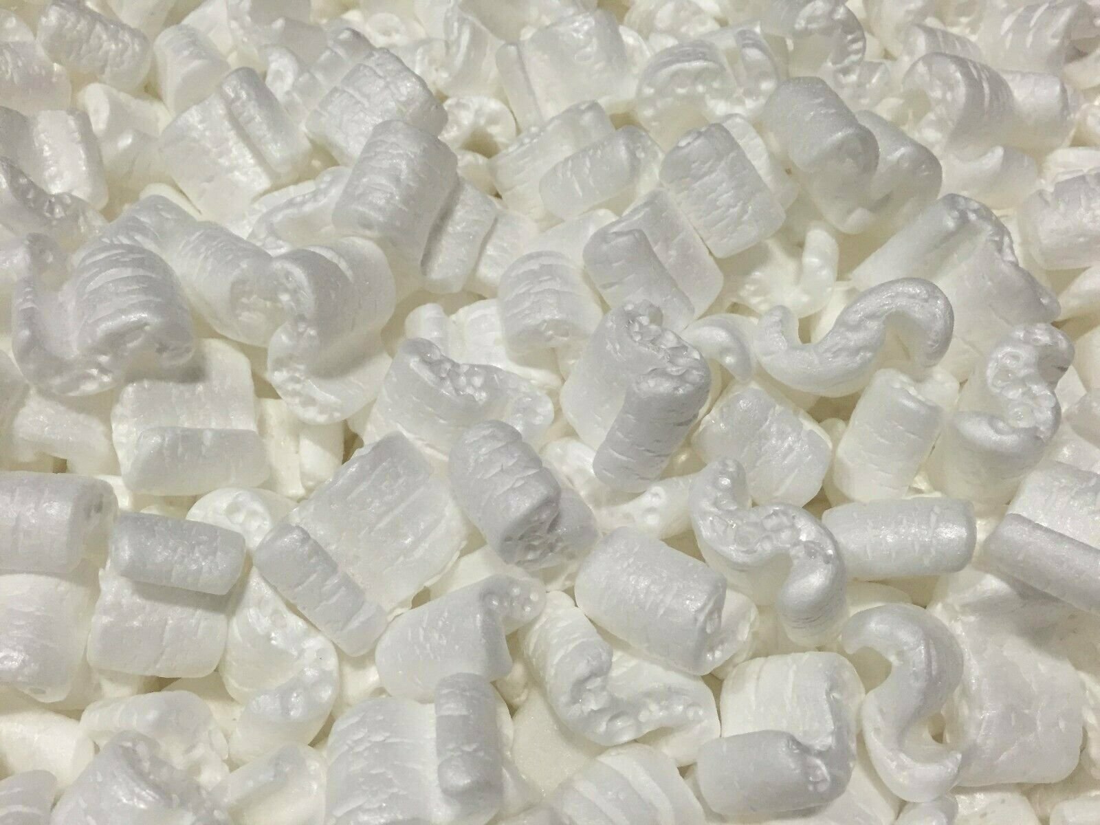 Packing Peanuts Shipping Anti Static Loose Fill 30 Gallons 4 Cubic Feet White